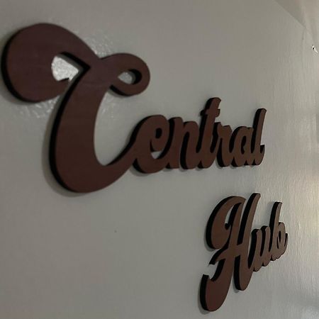 Central Hub Homestay Puerto Princesa Екстер'єр фото